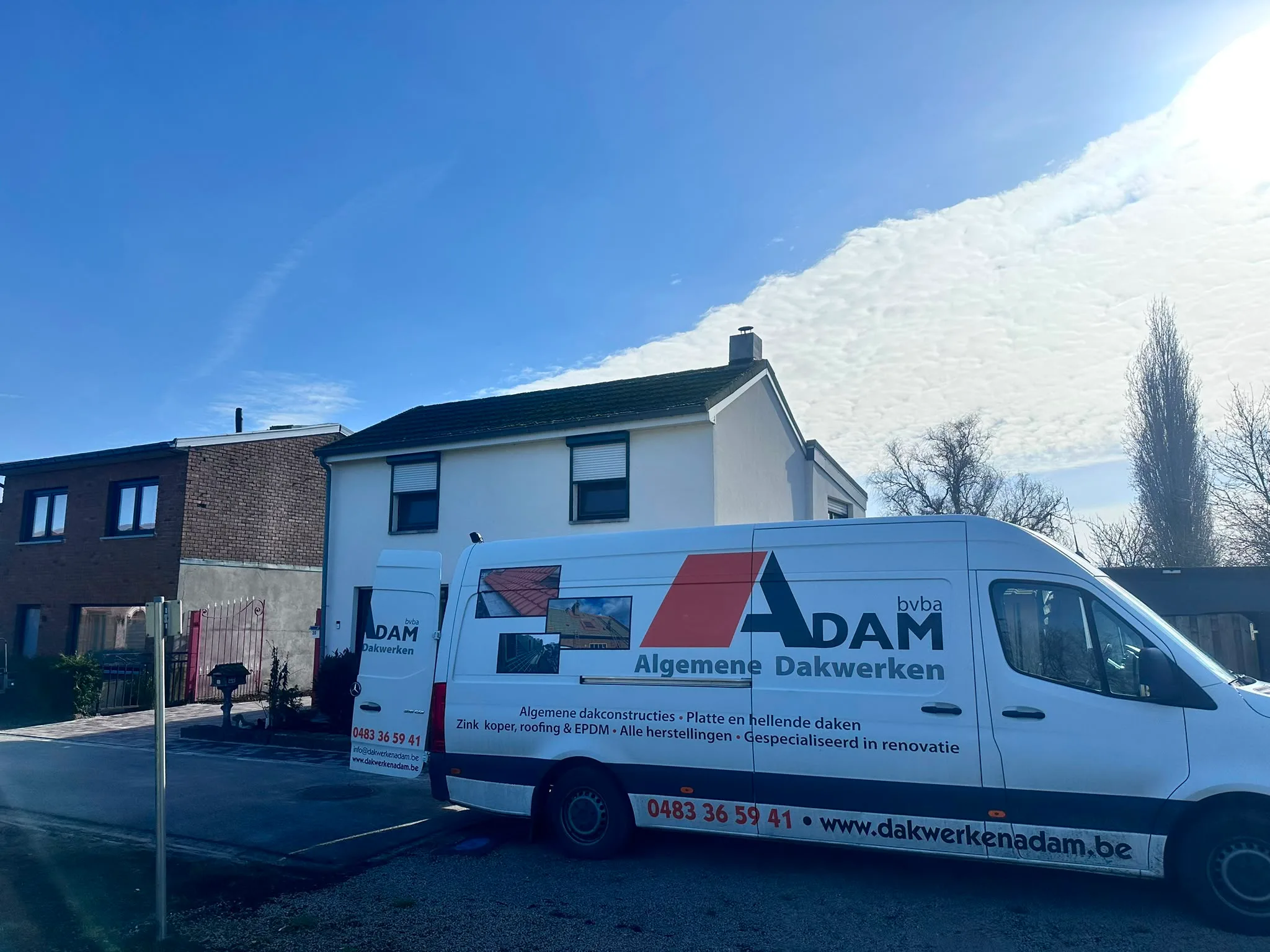 Servicewagen ADAM op dakwerkproject